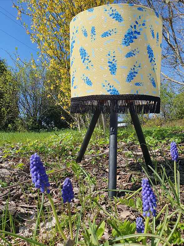 Klusais dzeltenais (abažūrs ar skarām D 30 cm) - Image 4