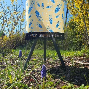 Klusais dzeltenais (abažūrs ar skarām D 30 cm)